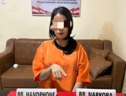 Hendak Transaksi Sabu, Wanita Cantik di Bangkinang Kota Ditangkap Polisi