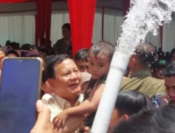 Prabowo Resmikan 15 Titik Bantuan Air di Jawa Barat dan Banten
