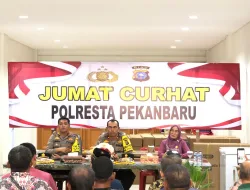Jelang Pemilu 2024, Polresta Pekanbaru Gelar Jumat Curhat di Rumah JB