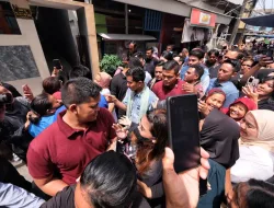 Gibran Blusukan ke Gang-gang di Warakas