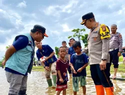 Kapolresta Pekanbaru Himbau Masyarakat Terdampak Banjir untuk Memprioritaskan Kesehatan