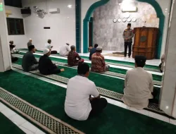 Dalam Rangka Cooling System Menjelang Pemilu 2024, Polres Dumai dan Polsek Jajarannya Rutin Melaksanakan Subuh Education