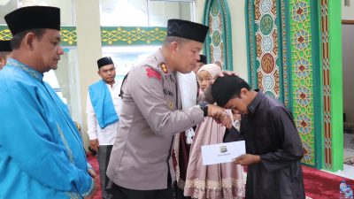 Ciptakan Cooling System Jelang Pilkada Serentak 2024, Polres Pelalawan Giatkan Sholat Subuh Keliling Harmoni
