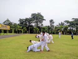 Seleksi Calon Walpri dan Dalam Rangka Ops Mantap Praja Lancang Kuning 2024, Polres Kuansing Gelar Ujian Beladiri Polri 