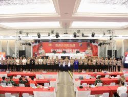 Kapolda Riau Pimpin Rapat Evaluasi Kesiapan Pilkada