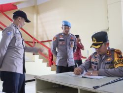 Pastikan Logistik Pilkada 2024 Aman, Kapolres Pelalawan Cek dan Tinjauan Gudang Logistik KPU di GOR Tengku Pangeran