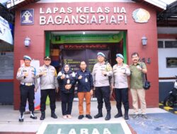Kapolres Rohil Dampingi Kabid Propam Polda Riau Beserta Rombongan Tinjau Pemungutan Suara Pilkada 2024