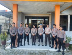 Personel Subsatgas PAM OMP LK-2024 Lakukan Pengamanan di KPU dan Bawaslu Riau