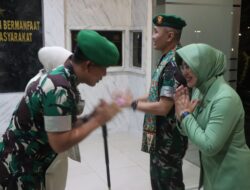 Prosesi Penyambutan Danrem Baru Warnai Tradisi di Korem 051/Wijayakarta