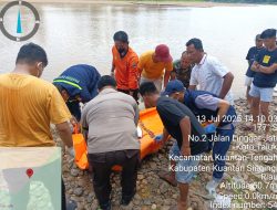 Mayat Pria Ditemukan Mengapung di Sungai Kuantan, Polisi: Diduga Alami Gangguan Mental