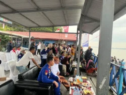 Sat Polairud Polres Kukar Amankan Lomba Balap Perahu Ketinting di Erau Adat Kutai 2025