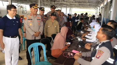 Sehat Bersama Polri, Warga Makmur Jaya Nikmati Layanan Kesehatan Gratis di Hari Jadi Humas Polri Ke-74