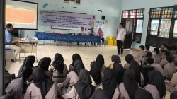 Polsek Kota Bangun Sosialisasikan Bahaya Narkoba. dan Miras di SMAN 2 Kota Bangun