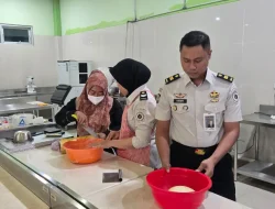 Tingkatkan Kompetensi dan Dukung Pembinaan, Pegawai Rutan Surakarta Ikuti Pelatihan Pembuatan Roti Bersertifikat
