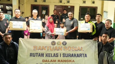 Rutan Surakarta Tebar Kepedulian, Hadirkan Senyum Anak Panti Lewat Bakti Sosial di LKSA Amal Bakti Sudjono dan Taruno