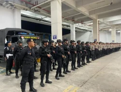 Sat Brimob Polda Kaltim Perkuat Pengamanan Liga 2 Antara Persiba Balikpapan Vs PSIS Semarang, Pertandingan Berjalan Aman dan Lancar