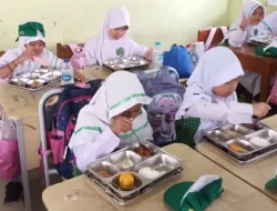 Siswa Terima MBG Fresh 5 Hari, 3B dan Siswa di Daerah 3T Menu Kering