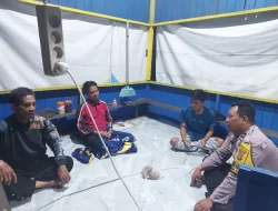 Perkuat Keamanan Desa, Bhabinkamtibmas Tani Harapan Sidak Poskamling di Jam Rawan