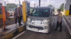 Antisipasi Pergerakan Massa ke Samarinda, Polsek Samboja Perketat Pemeriksaan di Gerbang Tol Balsam