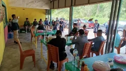 Kawal Kelestarian Hutan IKN, Polsek Samboja Dampingi Satgas OIKN Layangkan Surat Peringatan di Kawasan Tahura