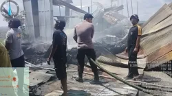 Respon Cepat Polsek Kota Bangun Tangani Kebakaran di Kota Bangun Darat, Polisi Imbau Warga Waspada Bakar Sampah