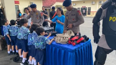 Tanamkan Edukasi Sejak Dini, Satbrimob Polda Kaltim Terima Kunjungan Siswa TK Yayasan Bethel Berkat Balikpapan