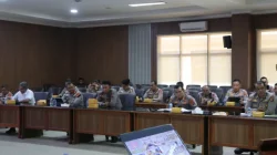 Kapolda Kaltim Pimpin Rapat Anev Sitkamtibmas dan Kesiapan May Day, Tekankan Stabilitas dan Ketahanan Pangan