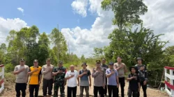 Wujudkan Kepedulian Infrastruktur, Polsek Kenohan Resmikan Jembatan Merah Putih di Desa Kahala Ilir