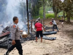 Respon Cepat Polsek Loa Janan: Pastikan Keselamatan Lansia dalam Musibah Kebakaran di Purwajaya