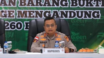 Wakapolda Riau Pimpin Konferensi Pers Pengungkapan 27 Kg Sabu Jaringan Internasional di Polres Meranti